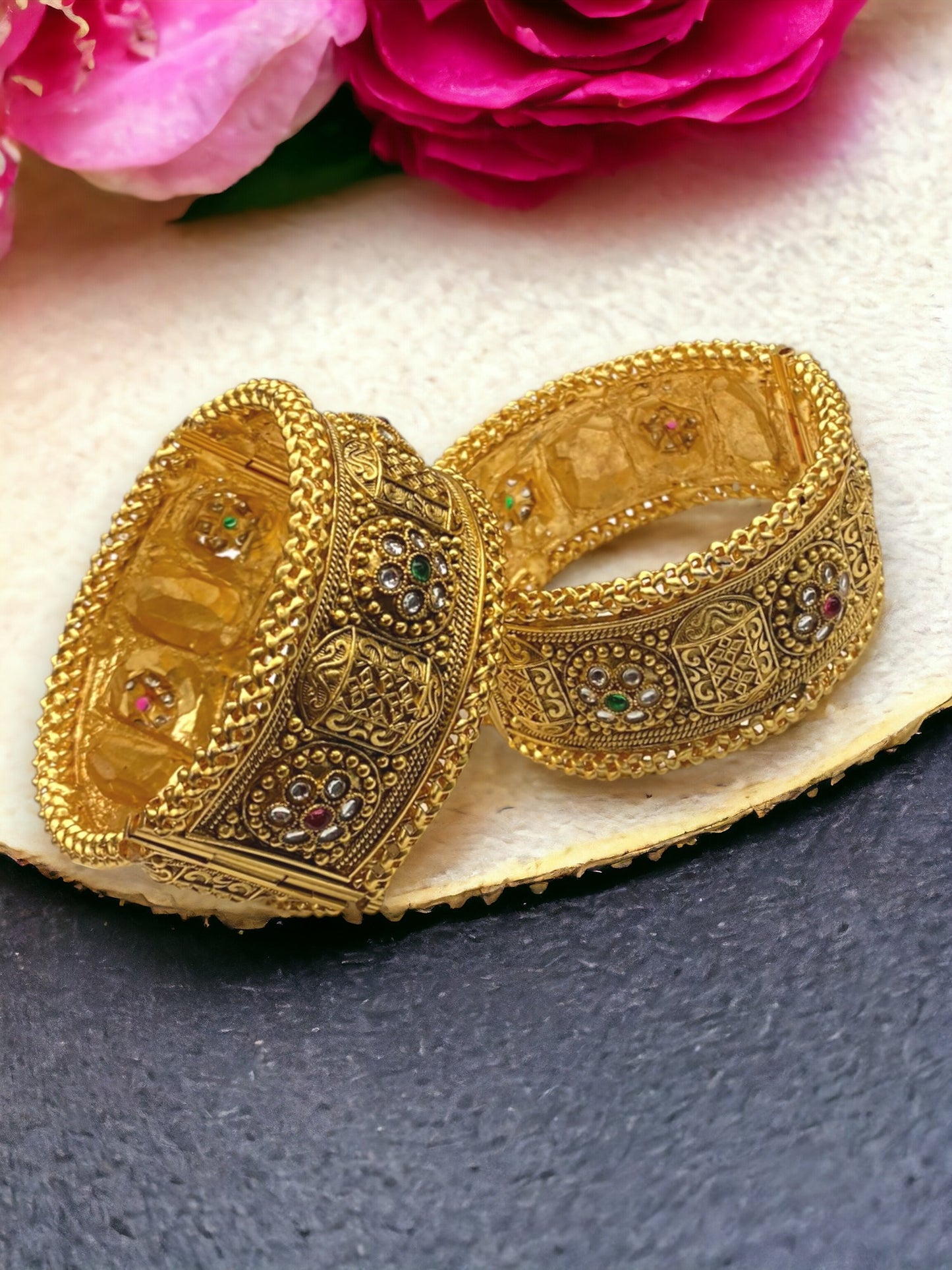 The Elegance of Indian Gold-Plated Bangles: Tradition Meets Modernity