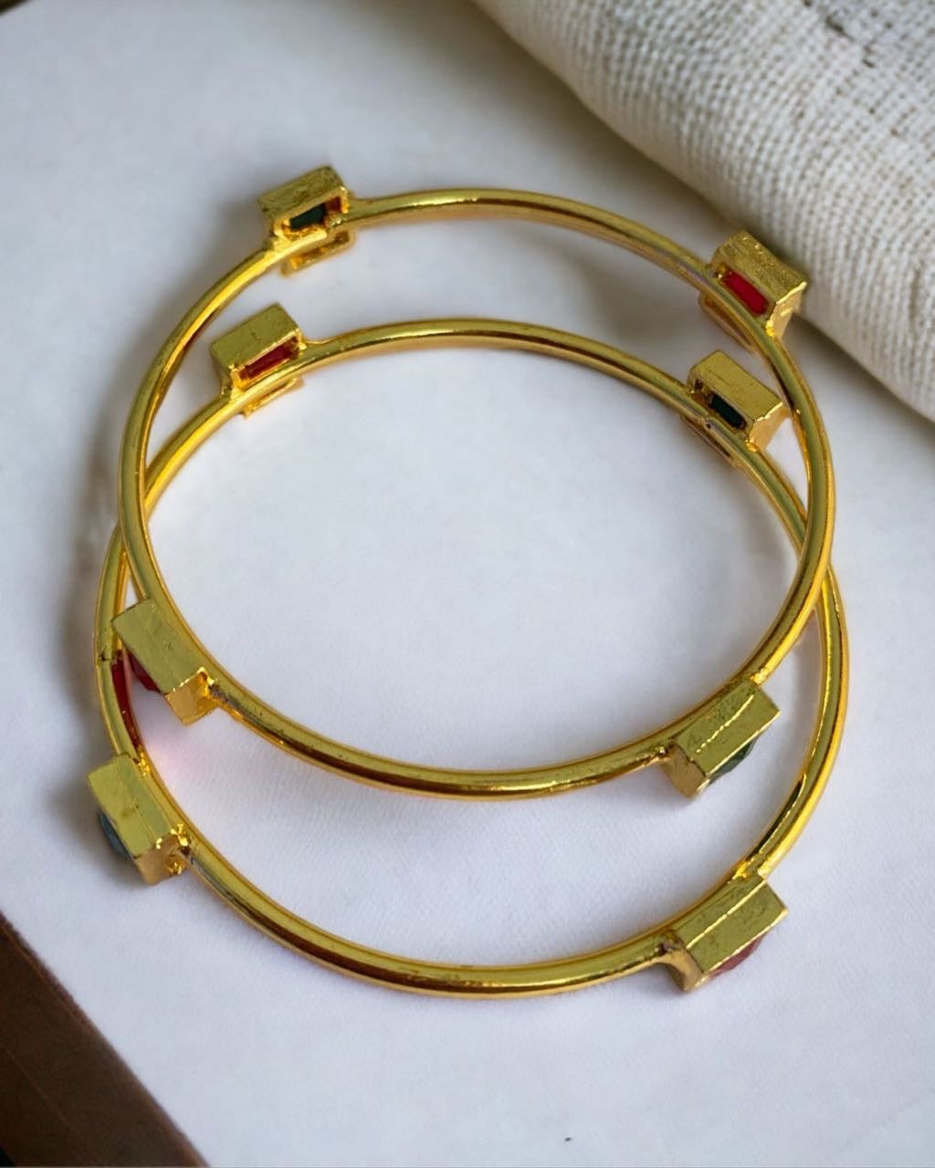 The Elegance of Indian Gold-Plated Bangles: Tradition Meets Modernity